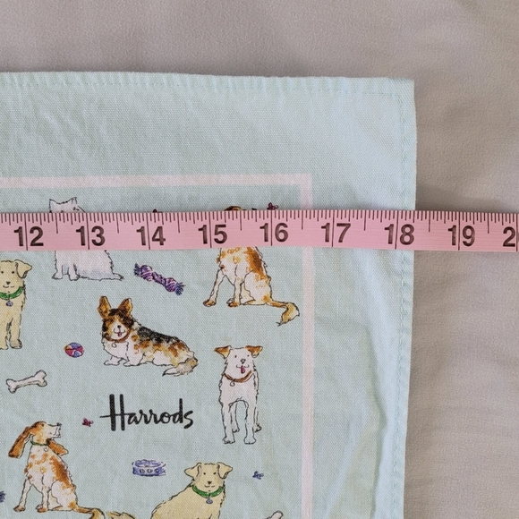 Harrods Light Blue Dog Pet Bandana Handkerchief Dog Breeds Cartoon 18" X 27.5" - Picture 7 of 8